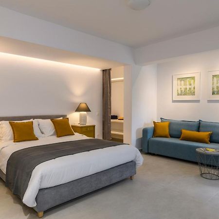 Blueisla Grey Studio Town Mykonos Mykonos Town ภายนอก รูปภาพ